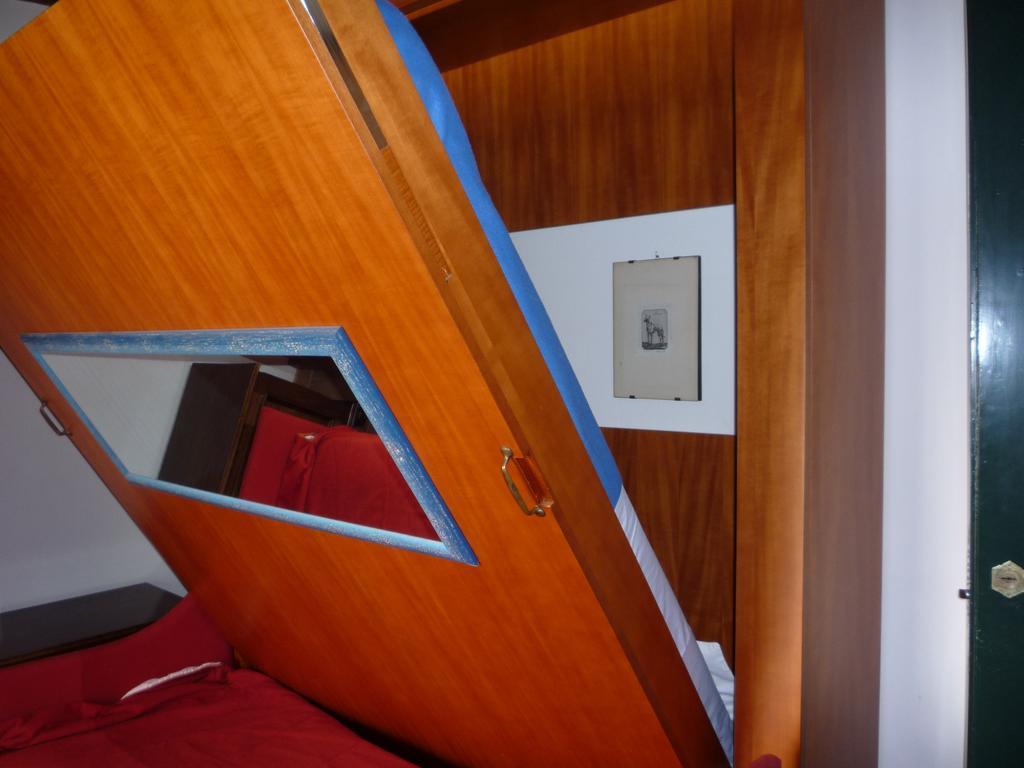 4Roomsrelax Catânia Quarto foto